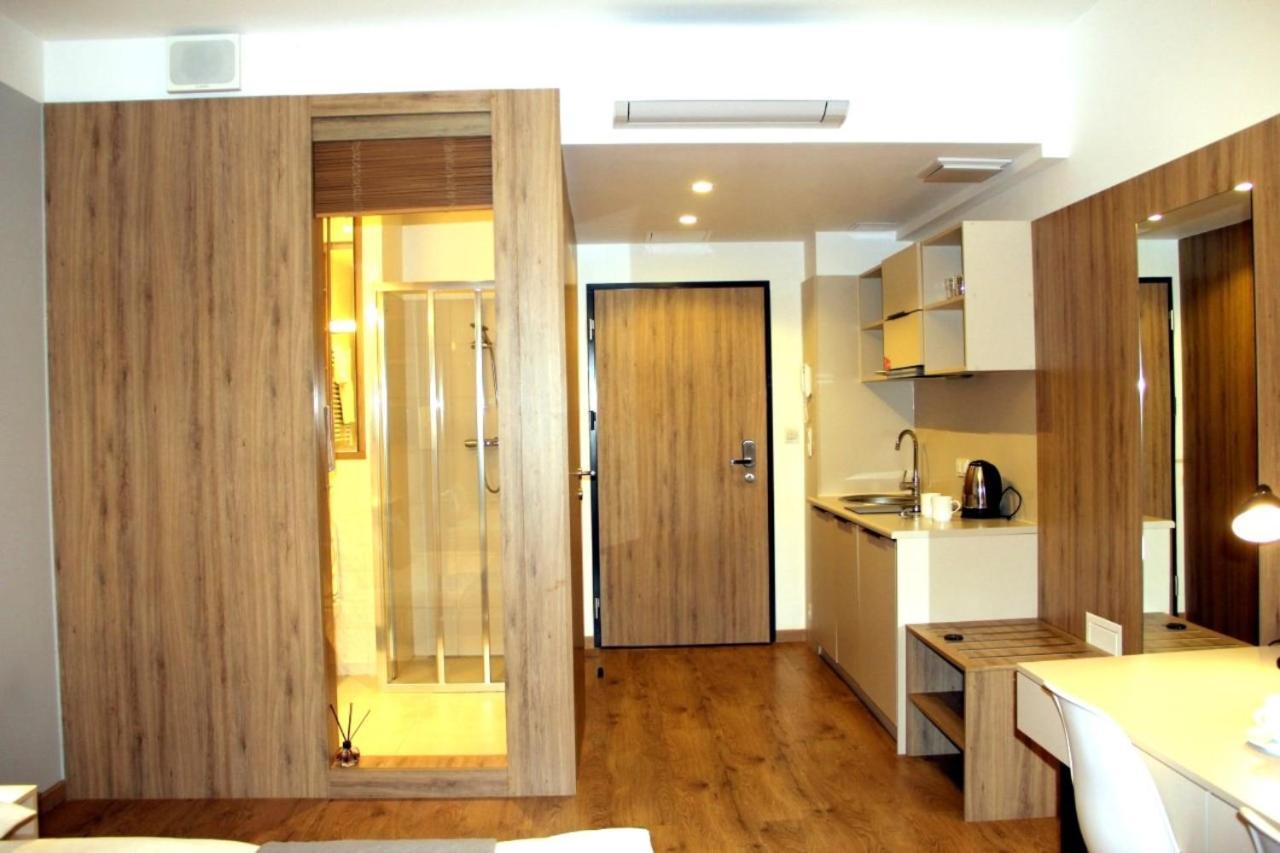 Warsaw Apartments - Luxury Top-View Aparthotel Esterno foto